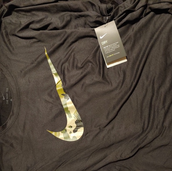 Nike legend training shirt - Picture 8 of 9